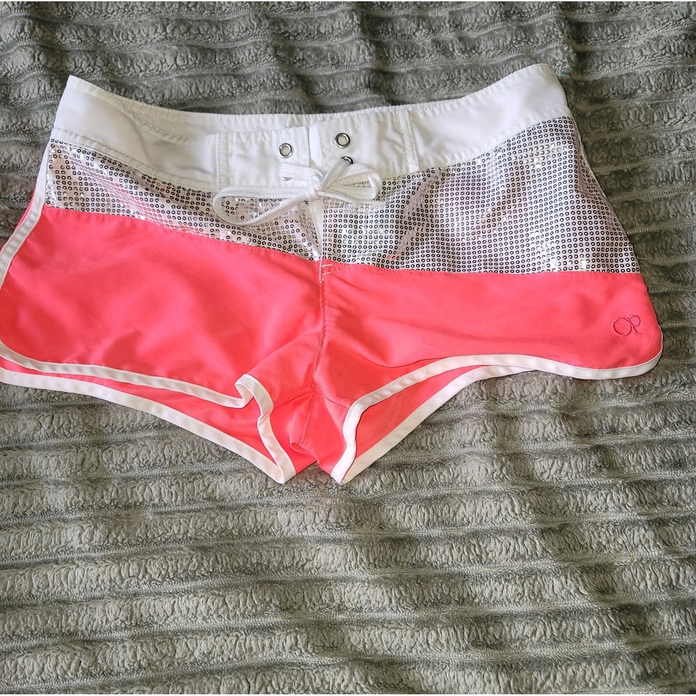 OP Ocean Pacific Short Shorts‎ Women's Size S 3-5 Coral & White with Sequins